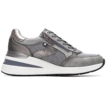 Zapatillas Casual XTI Modelo Plo-mo para Mujer