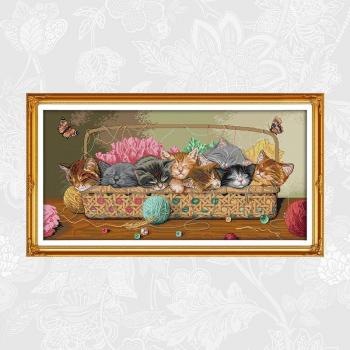Kit Artisanat Aida – Motif Huit Chatons en Panier