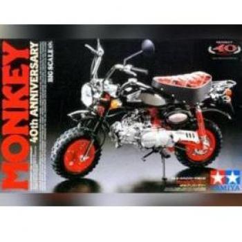 Moto Yamaha FZR750 Tech 21 1985 Suzuka 1/12 Maquette moto Fujimi