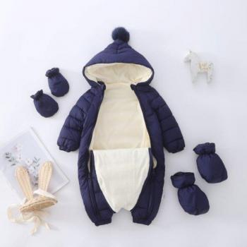Hooded Snowsuit for Infants with Zipper and Accessories