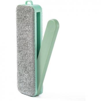 Electrostatic Clothes Brush