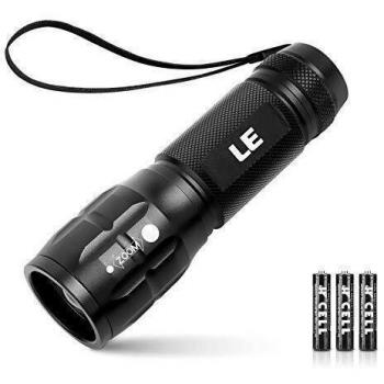 LE LED Taschenlampe, tragbare Taschenlampe, wasserdichte Handlampe, extrem helle LED, Campinglampe für Männer und Frauen, inklusive 3xAAA-Batterien