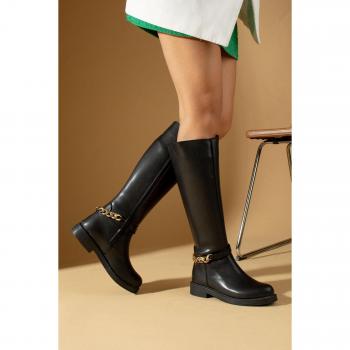 Stivali femminili sotto il ginocchio con zip e decorazione in catena 001-5181-23